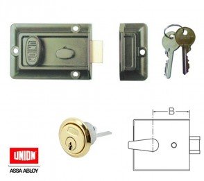 Union 1022 Traditional Rim Nightlatch 60mm c/w Brass Rim Cylinder